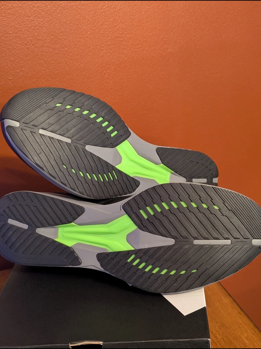 adidas Adizero RC 4 Running Shoe - Black/Green/White Men's 13 NWT
